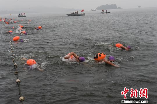 多国选手鏖战幕后故事揭秘 多国选手鏖战幕后故事揭秘