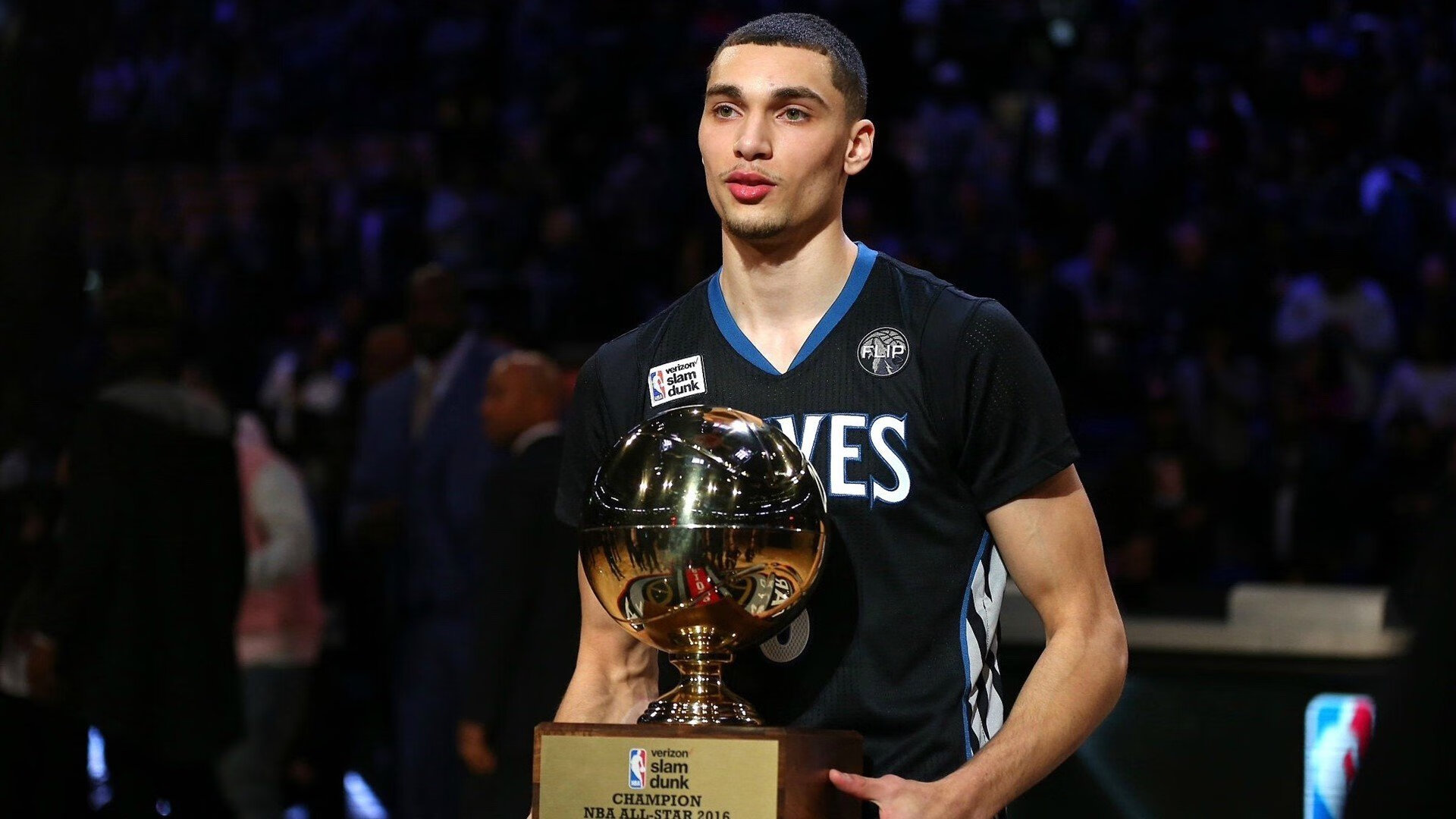 当公牛的铁蹄碾过汽车城,哈登如何从超级得分手蜕变为关键先生